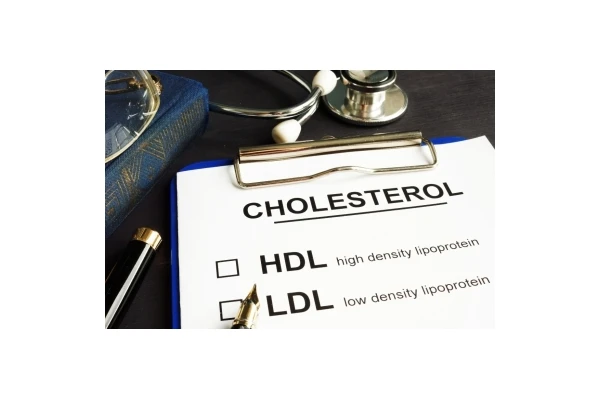 Jak obniżyć poziom cholesterolu? Sprawdzone sposoby prosto z apteki