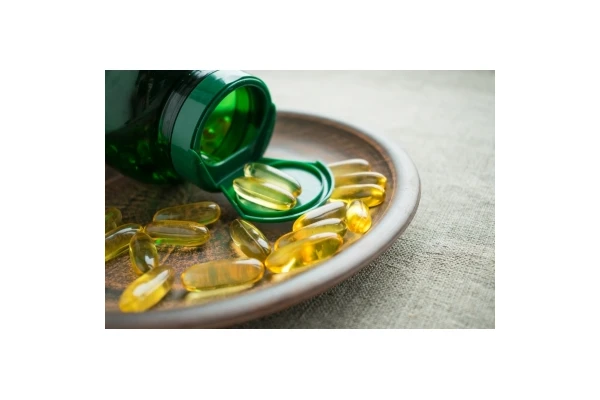 Kiedy brać witaminę D? Czy trzeba przez cały rok?