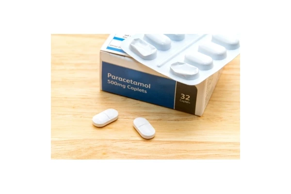 Paracetamol czy Ibuprofen - czym się różnią i który jest lepszy na przeziębienie?