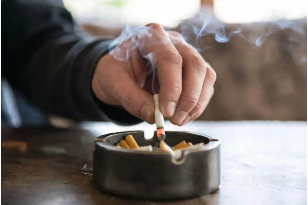 Rzucanie palenia jako postanowienie noworoczne – jak zwiększyć szanse na sukces?